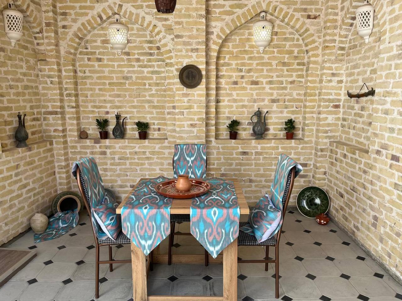 Old Safari Golden Location Guest House Buchara Exterior foto